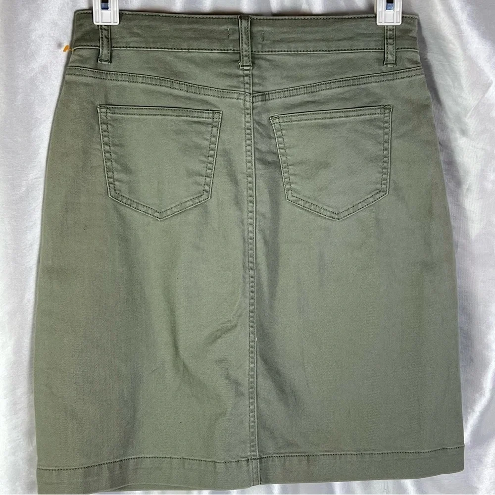 Westport Olive Green Denim Mini Skirt w/ Floral Embroidery | Boho Y2K Size 2